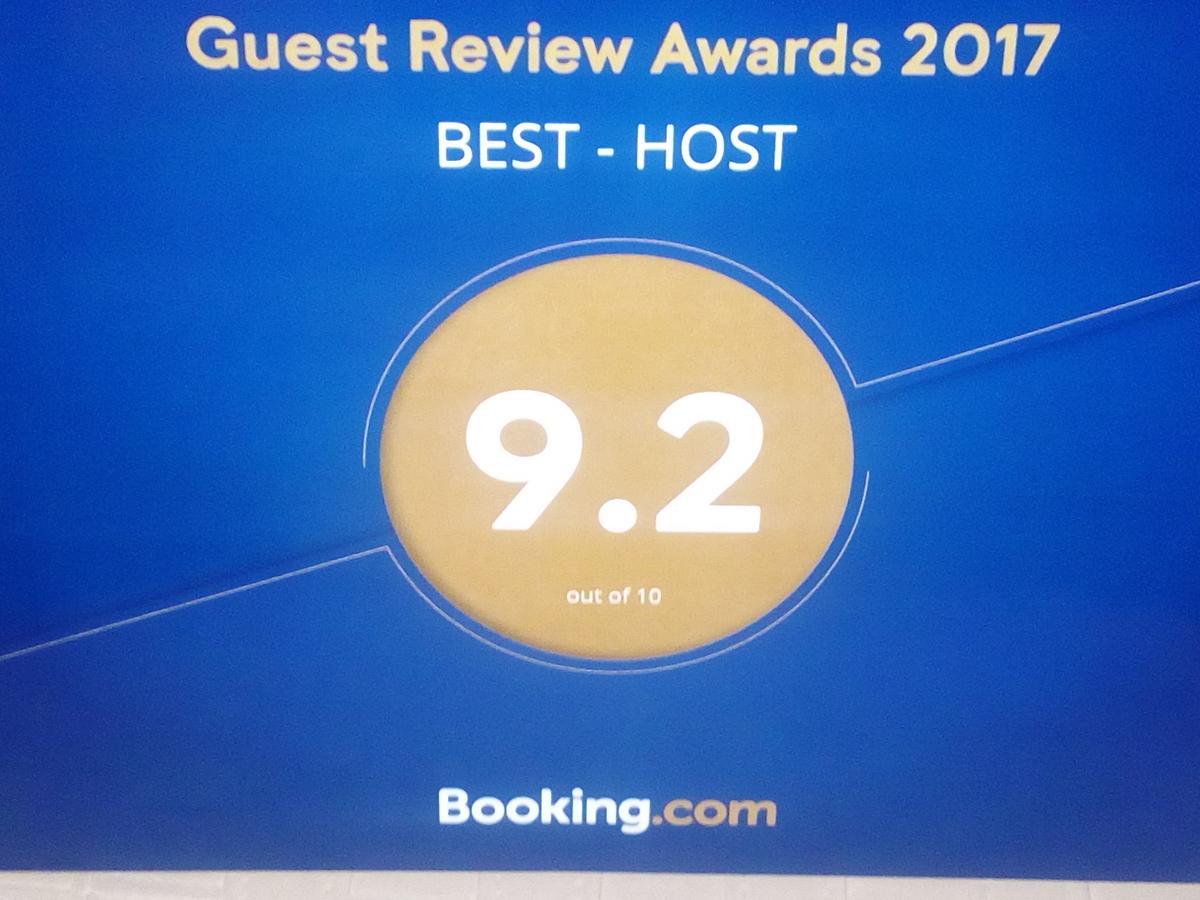 Best Host Signagi Exterior foto